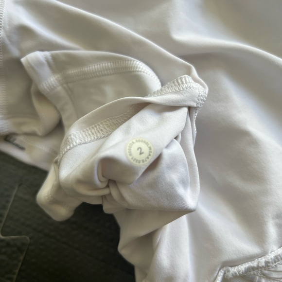Lululemon Play off the Pleats Tennis Skirt in White Size 2 Regular - Picture 8 of 11